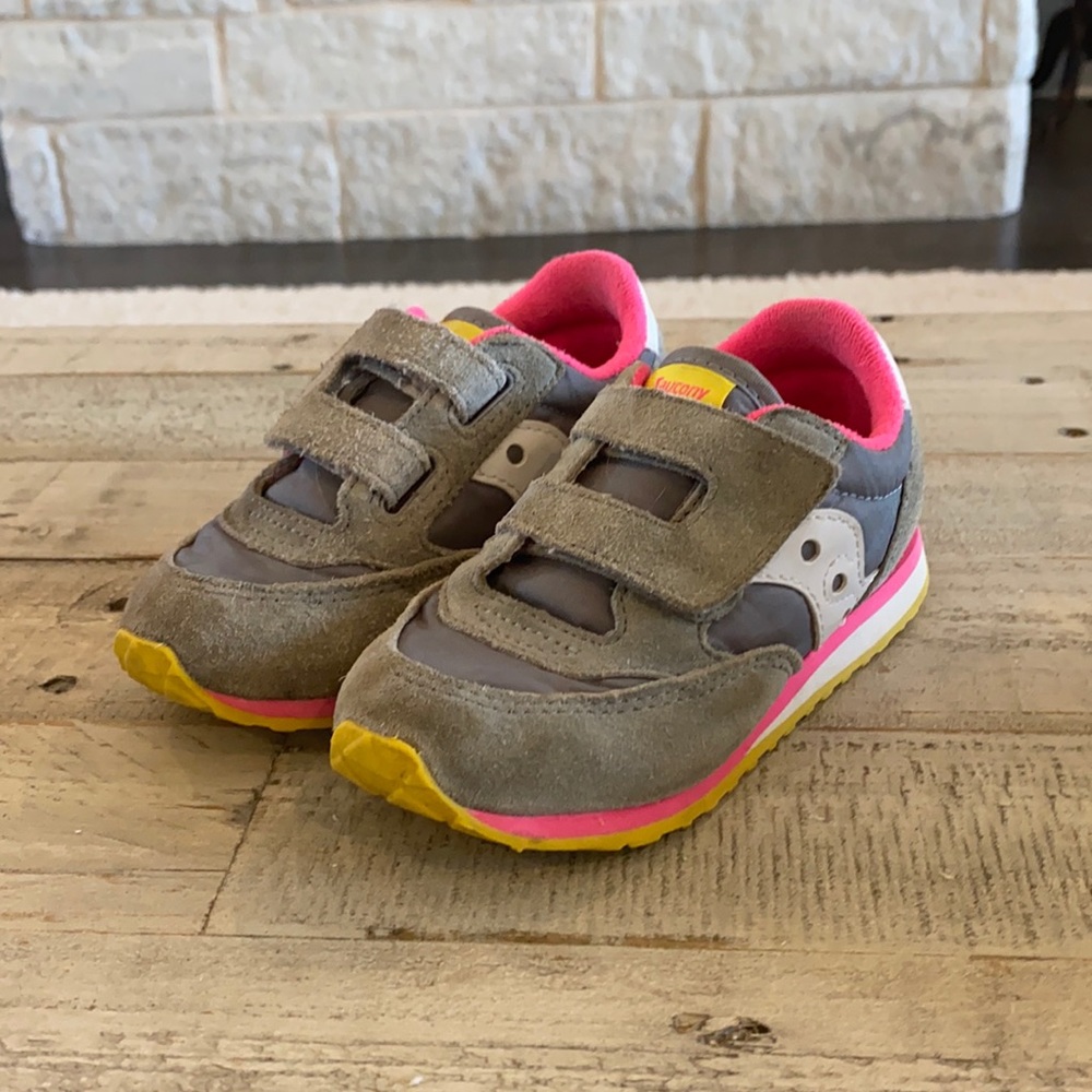 Girls Saucony Jazz Hook & Loop Sneakers
